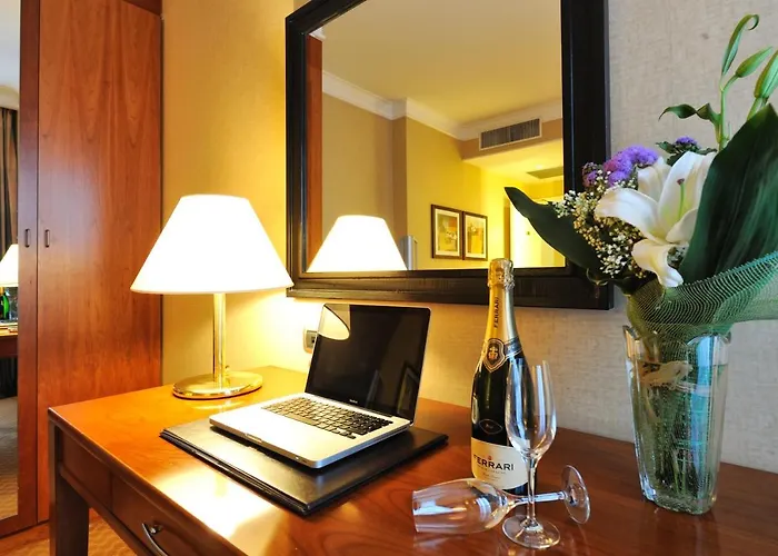Lh Hotel Lloyd Roma